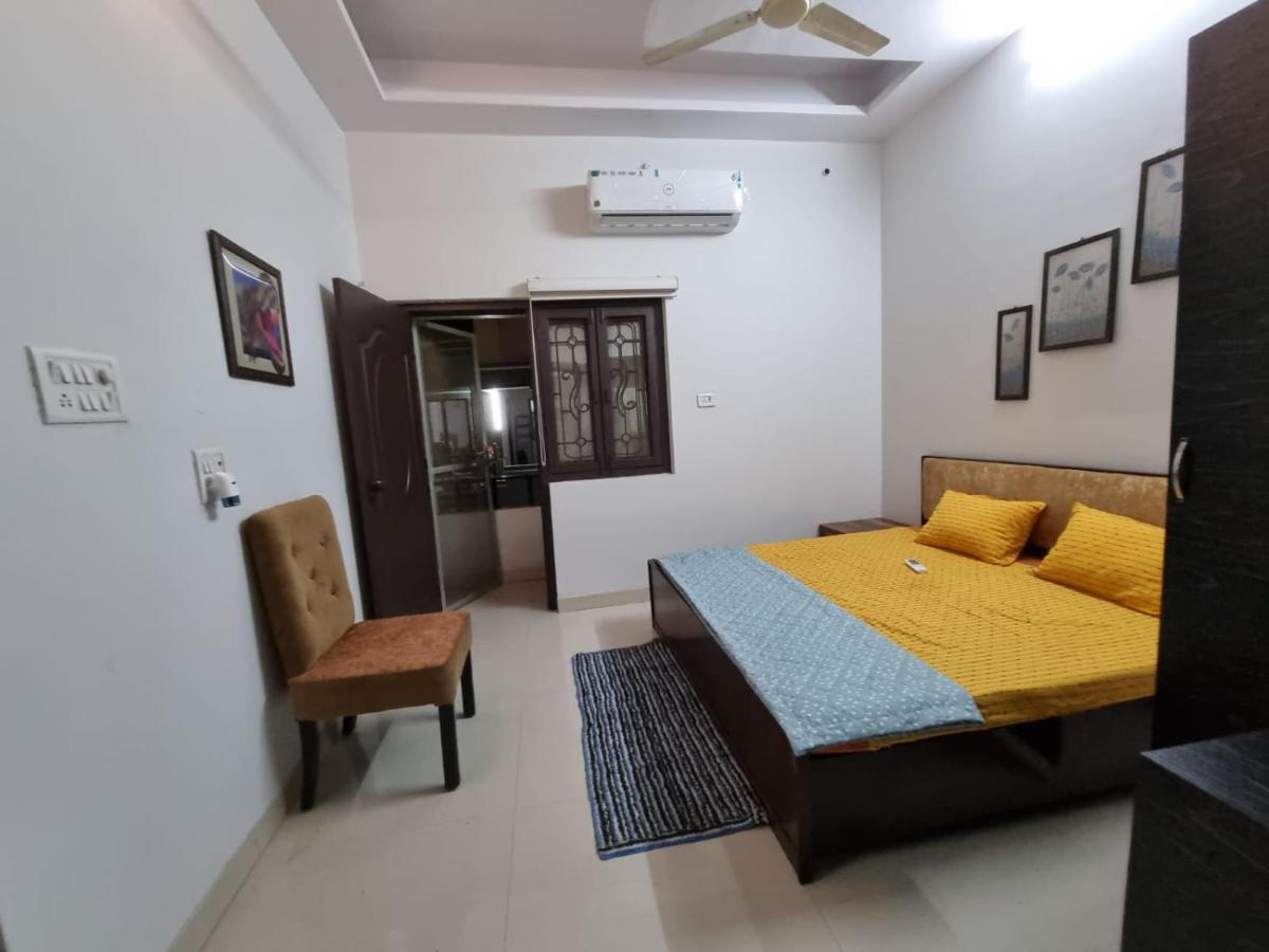 Leela Homestay Jabalpur - Lily - 2 Bhk Luxury Appartment Exterior foto